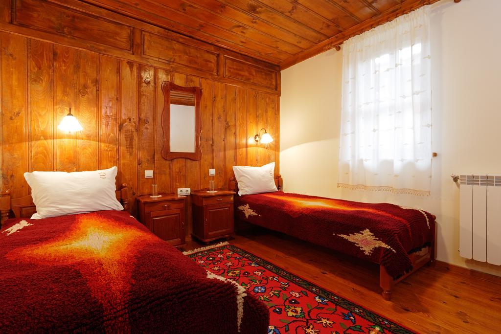 Yovina House Zheravna Ruang foto