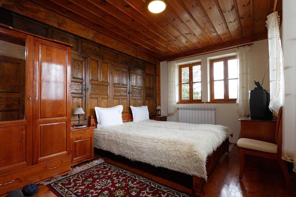 Yovina House Zheravna Ruang foto